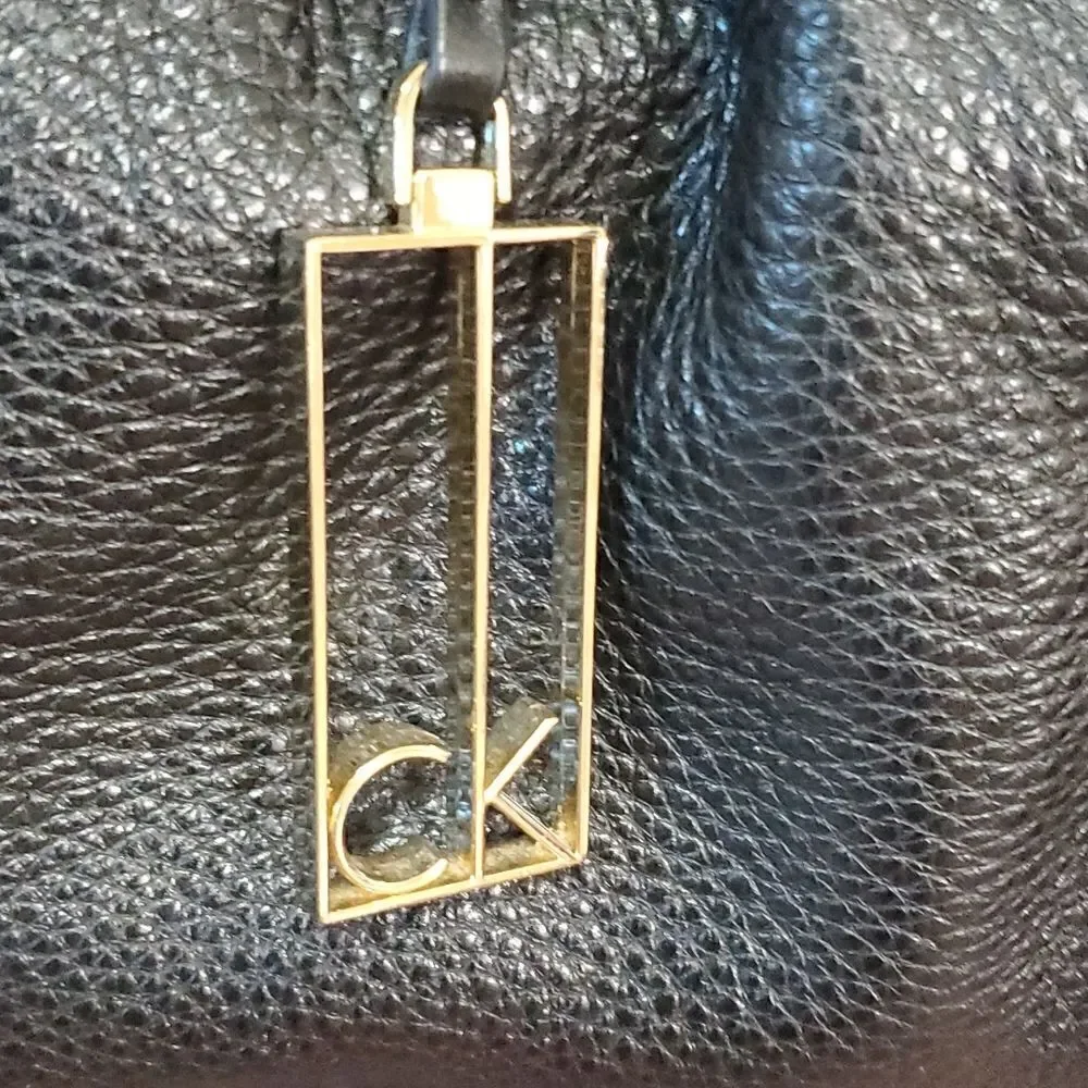 CALVIN KLEIN Black Leather Handbag‎